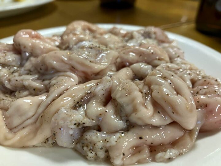 里と言えば、塩ホルモン