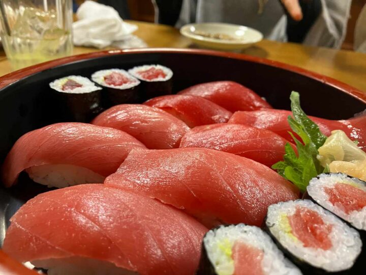 締めはにぎり寿し