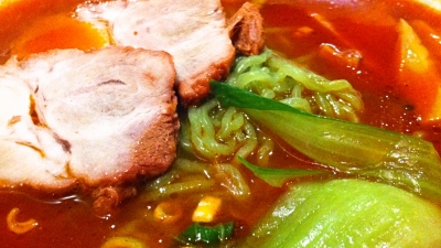 天王洲のランチは菜館９０のクロレラ入り麺しかもトマトラーメン 愉快なダルメシアン 食べ歩き