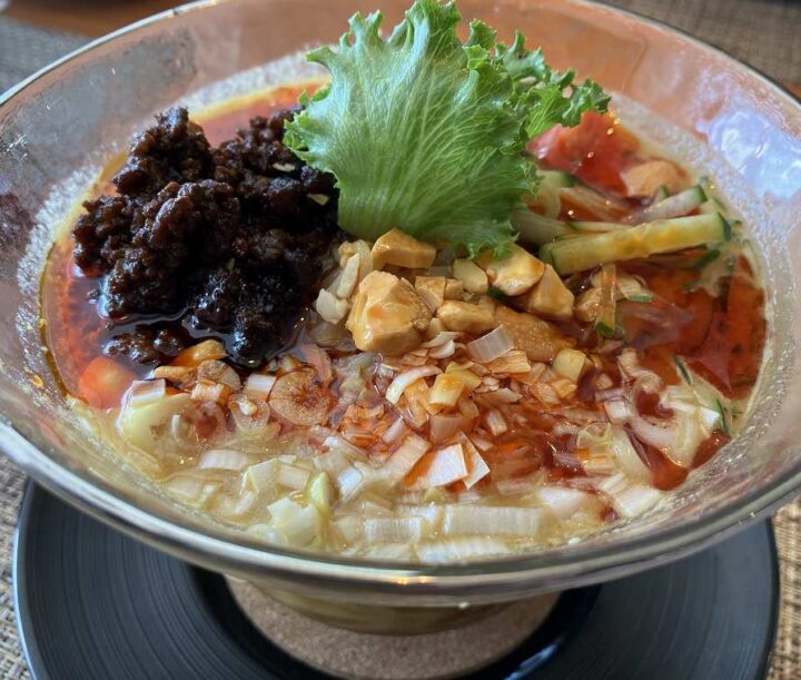 毎日ボウル併設の虎跑（フーパオ）で季節限定の冷やし担々麺