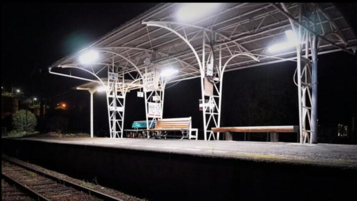 何も変わらなかった朝 昭和歌謡 保志あかね「行き先のない切符」