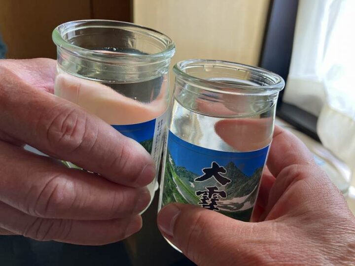 ワンカップ大雪渓で乾杯 信州地酒