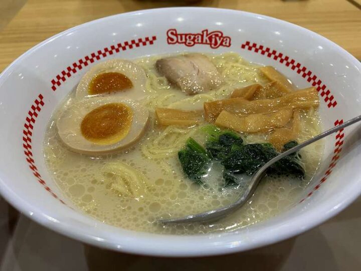 自由な晩ごはんが楽しめるイオンモール浜松市野フードコート