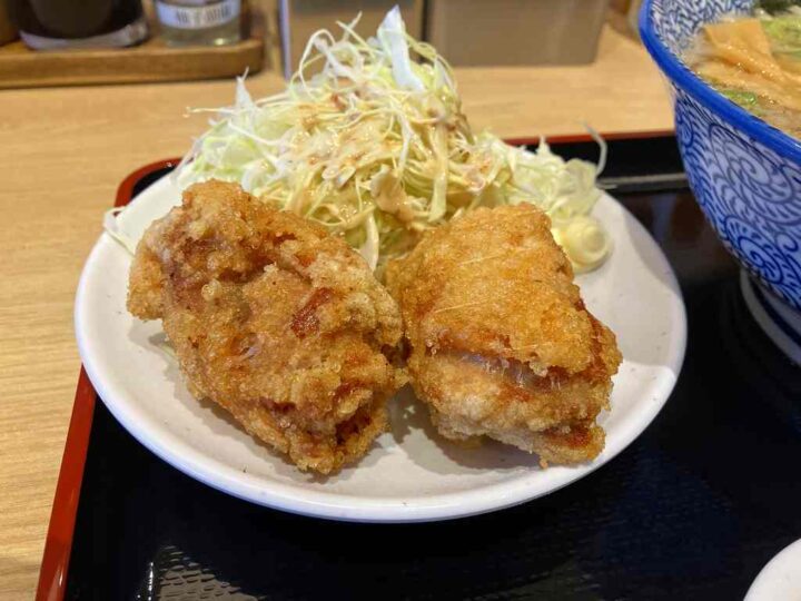 唐揚げとキャベツのセット