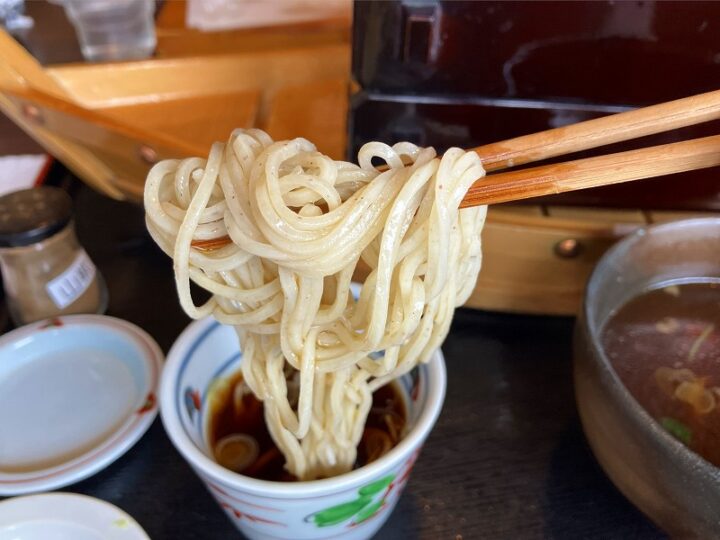 モリ蕎麦を食べる
