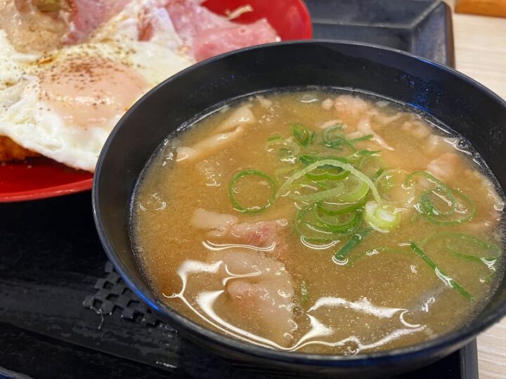 具だくさんの豚汁