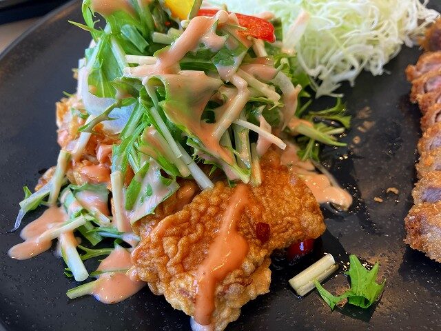 厚みのある鶏南蛮と水菜サラダ