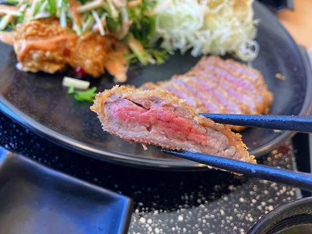 国産牛かつ鶏南蛮よし川原島店で国産ハーフ牛かつ＆鶏南蛮ランチ