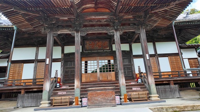 修禅寺の歴史ある立派な本堂
