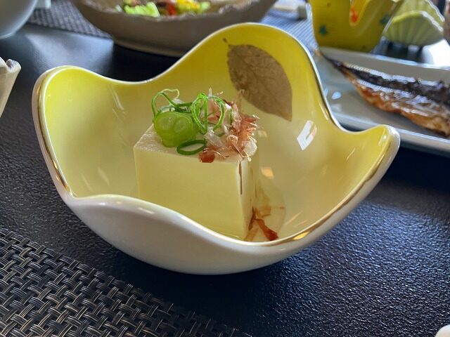 金目鯛のおいしい宿磯膳まえだ苑の朝食で味わう冷ややっこ