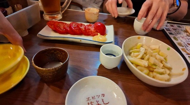 冷やしトマトとセロリの浅漬け