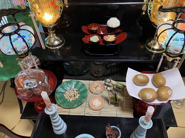 故人へのお供え物。