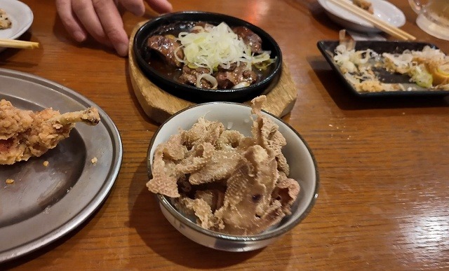 鳥皮せんべいと純レバー焼き
