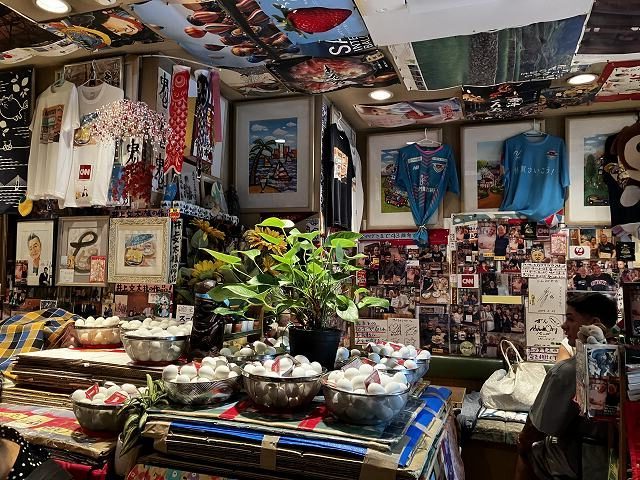 銀座アメリカン店内のレトロな装飾